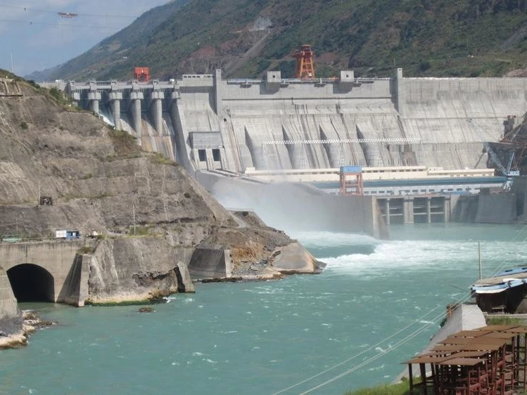 金沙江鲁地拉水电站全厂补充接地工程